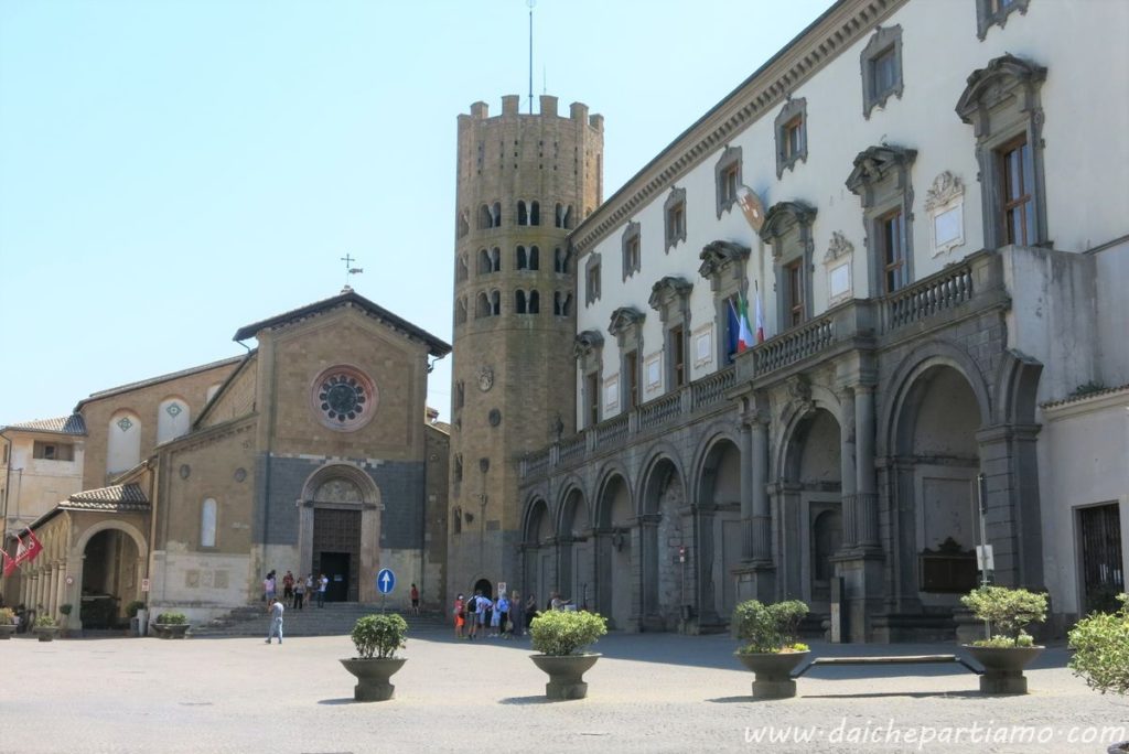 Cosa vedere ad Orvieto in un giorno palazzo comunale sant'andrea