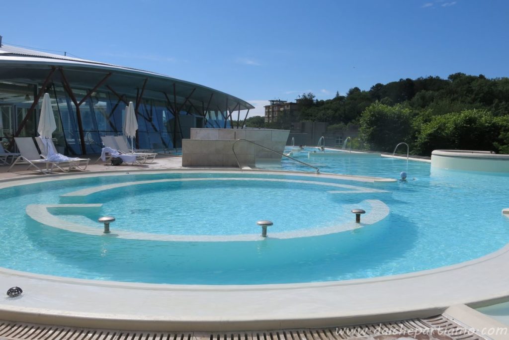 Cosa vedere a Chianciano Terme in due giorni piscine termali theia