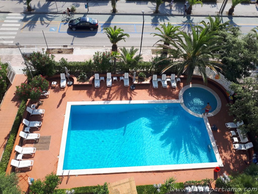 piscina hotel haway abruzzo