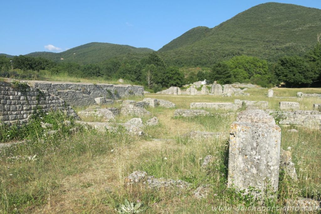 sito archeologico carsulae weekend umbria