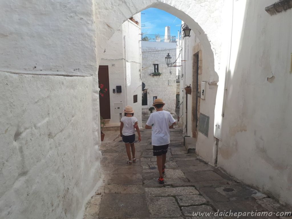 valle d'itria ostuni vicolo
