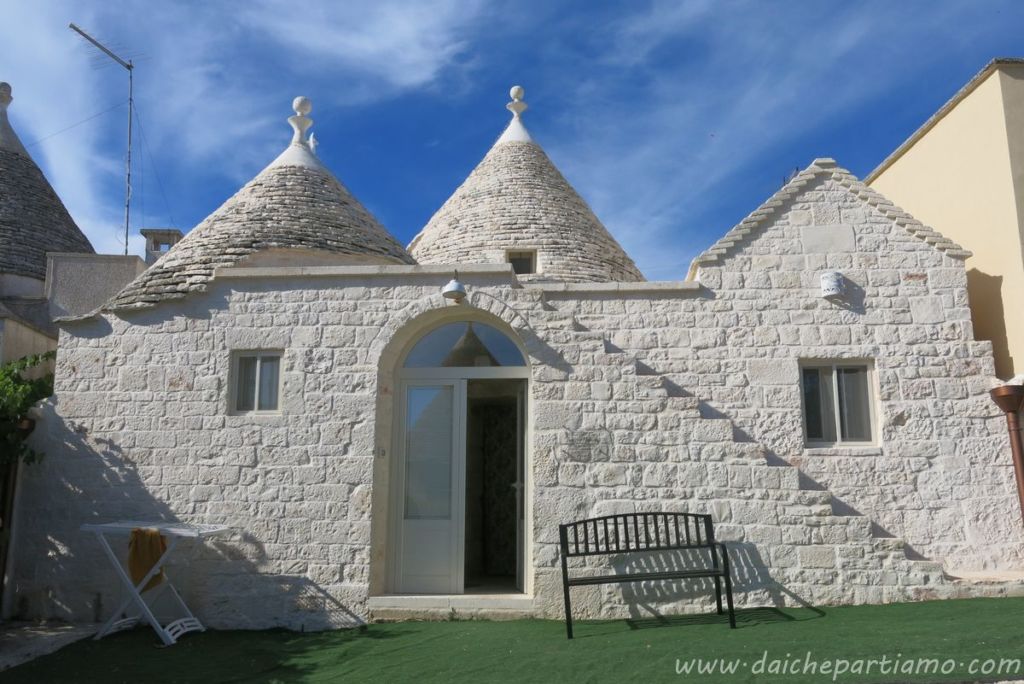 trullo locorotondo cosa vedere valle itria 
