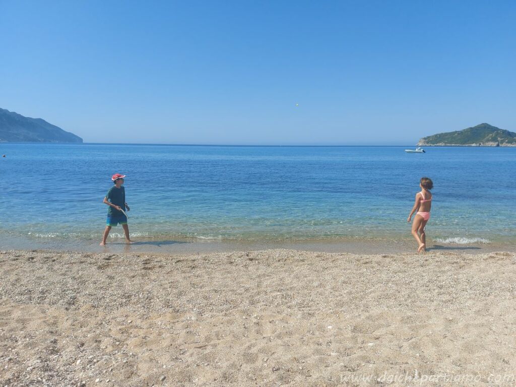 Agios Georgios corfù spiaggia