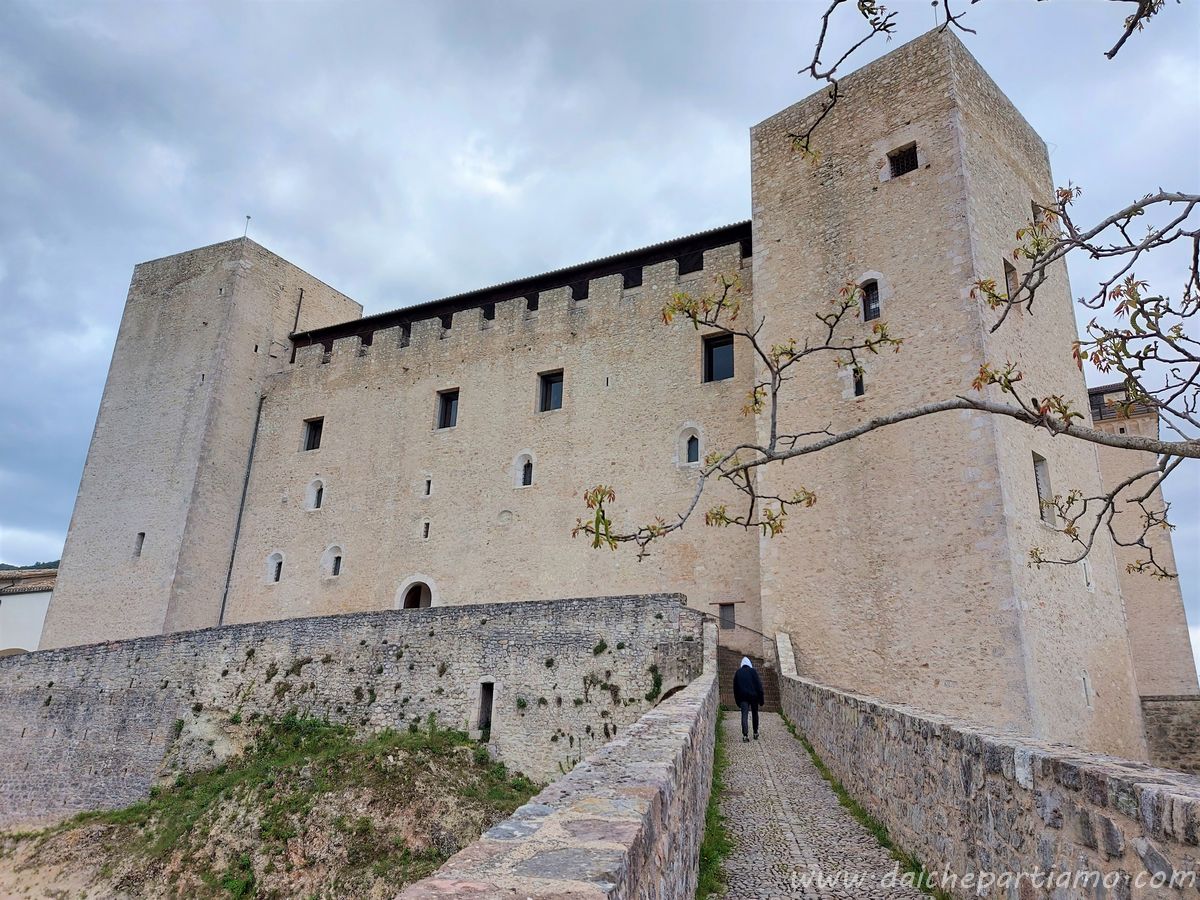 Rocca di Spoleto umbria