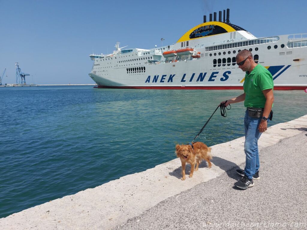 traghetto per la grecia