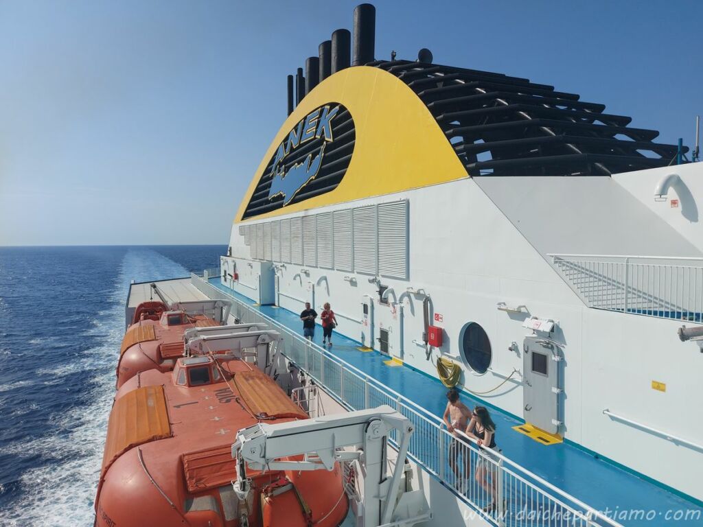 traghetto per la grecia