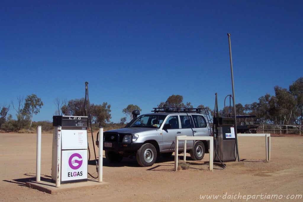 benzina australia on the road