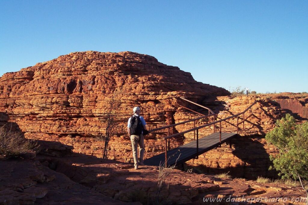 kings canyon australia itinerario