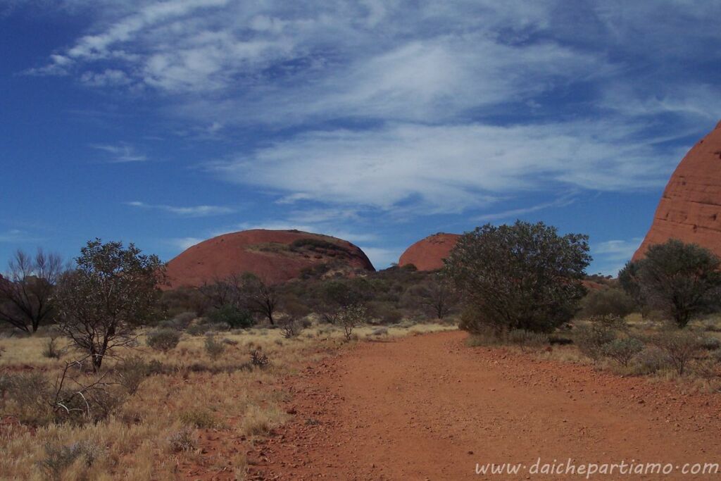 monti olgas itinerario australia
